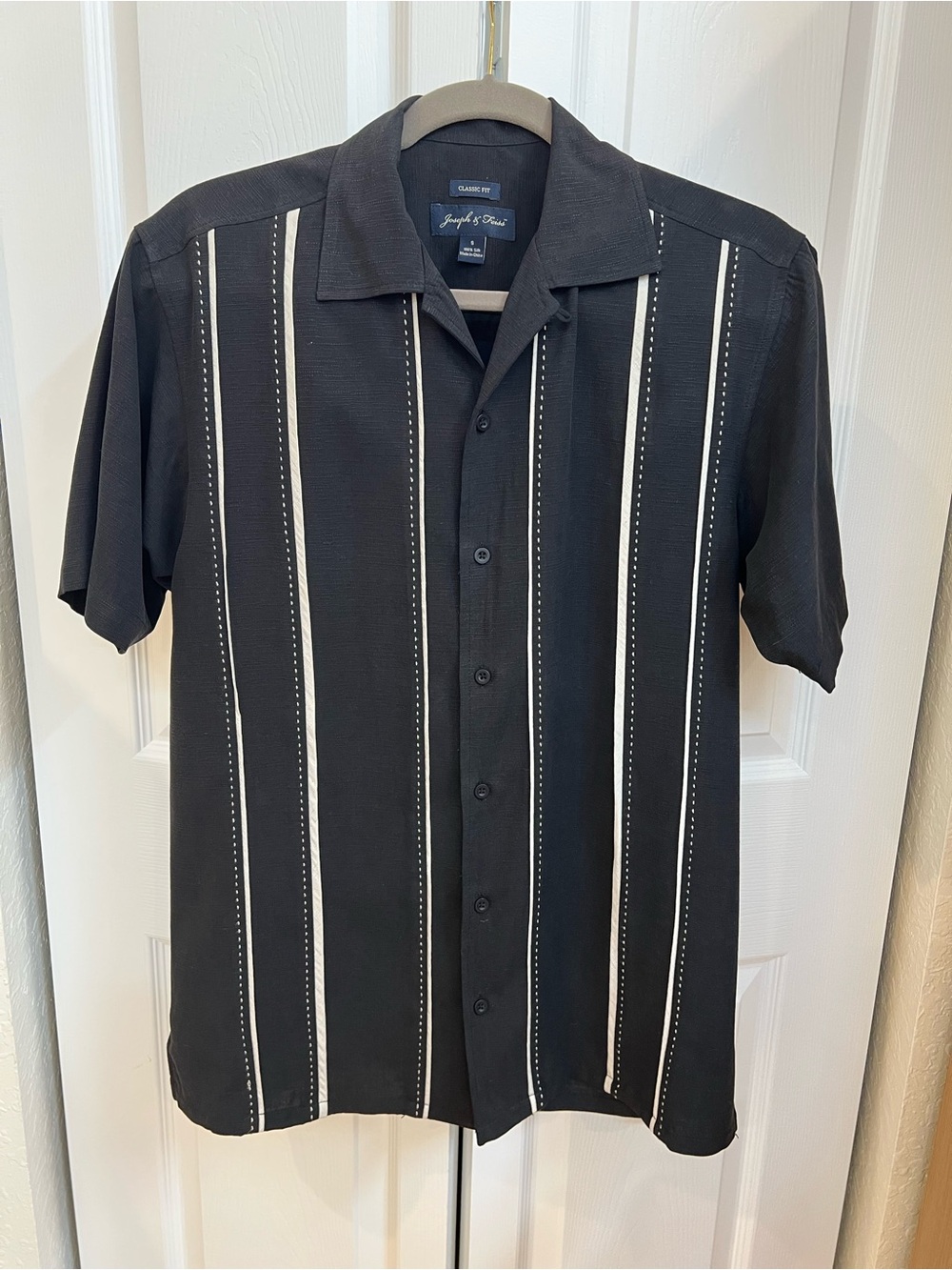 Joseph & Feiss Black Button-Up Shirt with White Stripe Detail 100% silk.